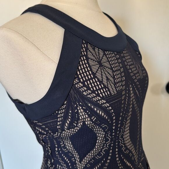Enfocus Studio High Neck Fit & Flare Dress Size 8 Blue Beige Geometric‎ Lace - Picture 6 of 12